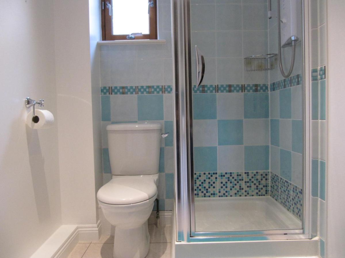 Cozy Off Road 2 Bedroom Cottage Apartment With Free Wi-Fi And Private Parking 格拉斯哥 外观 照片
