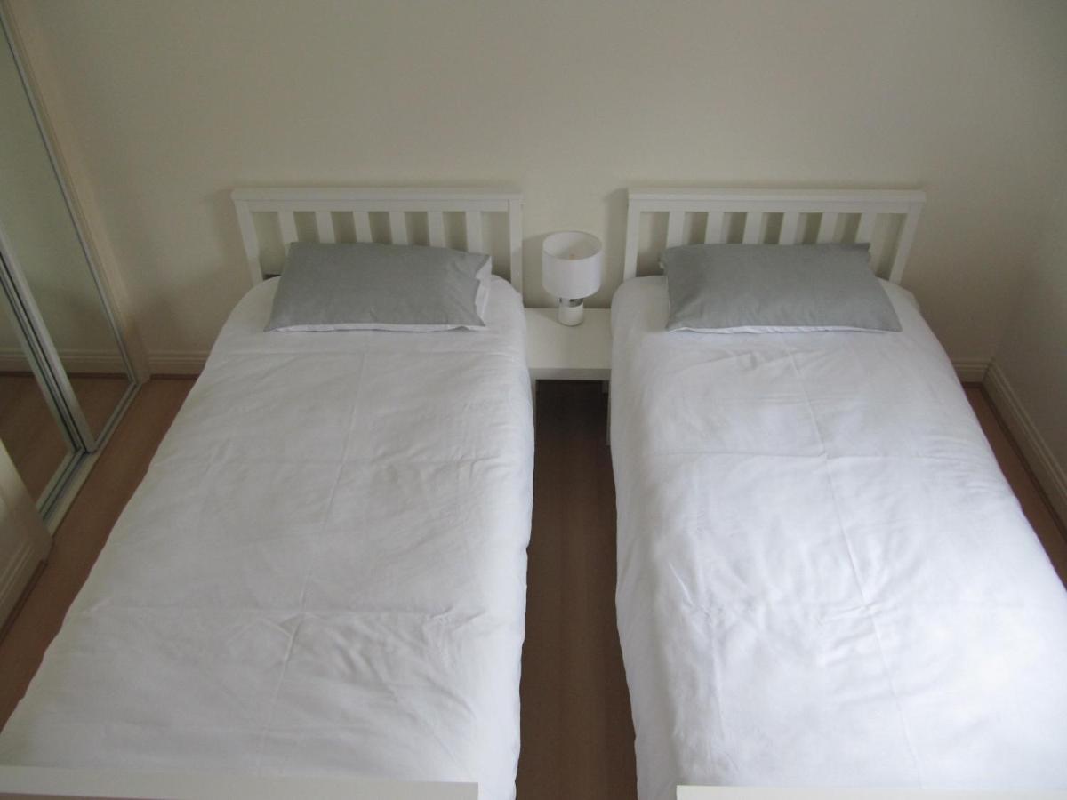 Cozy Off Road 2 Bedroom Cottage Apartment With Free Wi-Fi And Private Parking 格拉斯哥 外观 照片